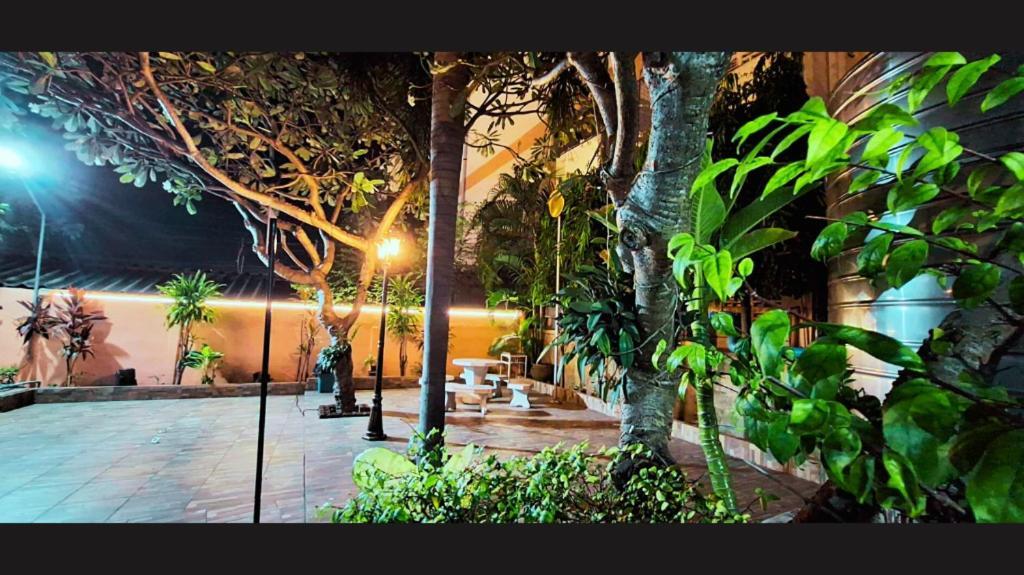 Rayong Lanna Hotel Exterior photo